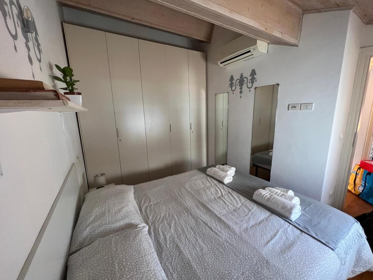 La Mansarda In Centro Apartment